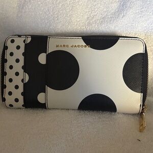 Marc Jacobs Black and White Dot Wallet